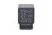 Bosch 0332019203  Röle Mercedes / Volvo / Daf - 1