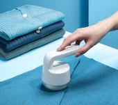 Beyaz Kumaş Tıraş Makinesi + 4 Yedek Kesme Başlığı - 12