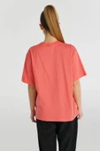 HUMMEL KADIN KISA KOL T-SHIRT HMLPATEZ OVERSIZE T-SHIRT S/S 912150 - 10