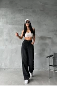 Arkadan tokalı jeans pantolon Siyah - 3