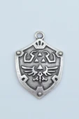 The Legend Of Zelda Kalkan Gümüş Kaplama Kolye Ucu thumbnail 1