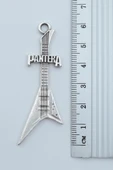 Pantera Elektro Gitar Gümüş Kaplama Deri İp Kolye thumbnail 3