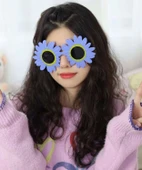 Mor Renk Papatya Şekilli Parti Gözlüğü 18x10 cm thumbnail 2