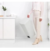 Brabantıa Stepup Açık Gri Plastik Pedallı Çöp Kutusu 40l thumbnail 2