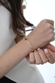 Gümüş altın yaldızlı asimetrik kesim renkli zirkon taşlı bileklik  SGTL12865GOLD thumbnail 2