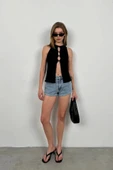 Halter Yaka Göğüs Detay Bluz - 1