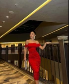 Kadın Madonna Yaka Sandy Kumaş Büzgü Detay Midi Boy Elbise - 4