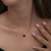 925 Ayar Gümüş Gold Kırmızı Taşlı Kalpli Kadın Kolye thumbnail 5