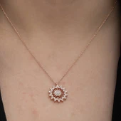 Gümüş Rose Güneş Kadın Kolye thumbnail 5