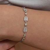 Gümüş Üçlü Baget Taşlı Kadın Bileklik thumbnail 3