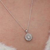 Gümüş Zirkon Taşlı Yuvarlak Kadın Kolye thumbnail 3