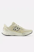 New Balance MARISTC4 Krem Erkek Yürüyüş Koşu Spor Ayakkabısı - 1