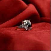 Oltu Taşı Kaşlı Kare Model Kadın Yüzük thumbnail 4