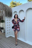 Kırmızı Kuşaklı Saten Elbise - 1