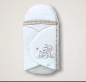 Yenidoğan Minik Sincap Nakışlı Kundak Kız Bebek Battaniyesi Ekru - 1