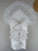 Yenidoğan Pırıltı Taç Nakışlı Trilüks Kundak Bebek Battaniyesi Ekru - 1