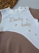 0-3 3-6 Ay Lucky Baby Nakışlı Es Çizgi Boy Şapkalı Erkek Bebek Tulumu Kahverengi - 2