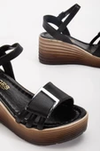 Olmo Kadın Siyah Cilt Günlük Ortopedik Taban Sandalet thumbnail 4
