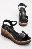 Olmo Kadın Siyah Cilt Günlük Ortopedik Taban Sandalet thumbnail 2