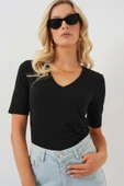 V Yaka Kısa Kol Basic Bluz 955 - Siyah - 4