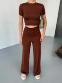Osy Modal Yumuşak Dokulu Kumaş Kısa Kollu Crop Rahat Pantalon Ikili Takım - Kahverengi - 3