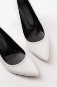 ST-001 Beyaz Rugan Günlük 9 cm Topuklu Bayan Stiletto Ayakkabı - 6
