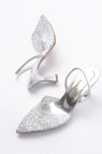V-1005 Gümüş Günlük Arkası Açık Taşlı Topuklu Bayan Ayakkabı thumbnail 5