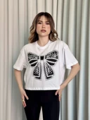 Oversize Beyaz baskılı crop tişört - 1