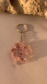 Şeffaf Epoksi Pembe Glitter Süslemeli Yonca Şekil Anahtarlık Gümüş Aksesuarlı El Yapımı Hediyelik - 5
