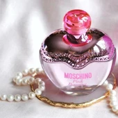 Moschino Pink Bouquet EDT 100 ml Kadın Parfümü thumbnail 3