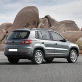 VW Tiguan 2008-2011 Sağ Ön Kapı Kolu İç Yatak 5N0837885H - 2