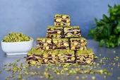 Tadım Dünyası Toz Fıstıklı Çikolatalı Baklava Türk Lokumu 500 gr - 1