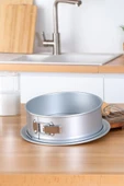 Acar Mate Yuvarlak Kelepçeli Kek Kalıbı 31 cm 5779 - 1