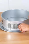 Acar Mate Yuvarlak Kelepçeli Kek Kalıbı 31 cm 5779 - 3