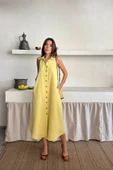 KETEN ÖNDEN DÜĞMELİ KOLSUZ GÖMLEK YAKA ELBİSE - Sarı - 1
