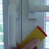 Kementaş 143 Sert PLUS PVC Dolgu Tamir Macunu 8 cm - 4