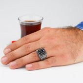 Adalet Terazi Tasarımlı Siyah Mikro Taşlı 925 Ayar Gümüş Erkek Yüzük thumbnail 2