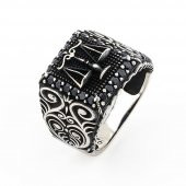 Adalet Terazi Tasarımlı Siyah Mikro Taşlı 925 Ayar Gümüş Erkek Yüzük thumbnail 3