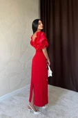 Kırmızı İşlemeli Kolu Garnili Elbise - 4