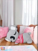 Toyzz 65 cm Yatık Uykucu Koala Peluş Oyuncak – Yumuşak ve Sevimli Uyku Arkadaşı thumbnail 2