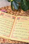Kutulu İnci Tesbihli Yasin Kitabı Çanta Boy Termo Deri Kaplı Gold 10 Adet– Arapça, Türkçe Okunuşlu ve Mealli – 128 Sayfa  Hac Umre ve Mevlit Hediyeliği thumbnail 4