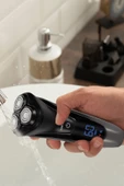 GoldMaster Sonic Dijital Ekranlı Esnek Oynar Başlıklı Ipx6 Islak&kuru Şarjlı Tıraş Makinesi - 4