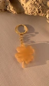 Sedefli Turuncu Renk Yonca Şekil Gold Aksesuarlı Anahtarlık El Yapımı Epoksi Hediyelik thumbnail 3