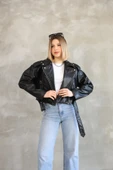 Kemerli Crop Deri Oversize Kadın Yeni Sezon Ceket - 1