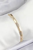 Pirinç Dikdörtgen Model Zirkon Taşlı Gold Renk VİP Seri Kadın Bileklik - 1
