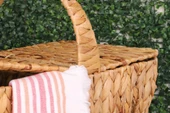 El Yapımı Su Sümbülü Kapaklı Büyük Boy Hasır Örme Piknik Sepeti Dikdörtgen - 46X30cm - 3