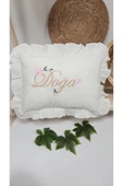 gros shop %100 Pamuk 4 Katlı Müslin Fırfırlı Battaniye Takı Yastığı Kılıfı (Kişiye Özgü İsimli Nakış Desenli) - 6