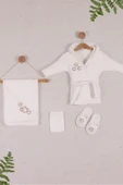 yudemia %100 Organik Pamuklu Ön ve Arka Kuzu Baskılı Beyaz Bebek Bornoz Seti - (4 Parça) - 2