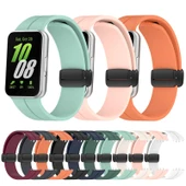 Samsung Galaxy Fit 3 R390 Uyumlu Manyetik Mıknatıslı Band Silikon Kordon Kayış thumbnail 1