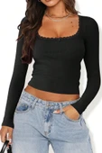 Kadın Siyah Kare Yaka Dantelli Uzun Kollu Crop Top Bluz - 1